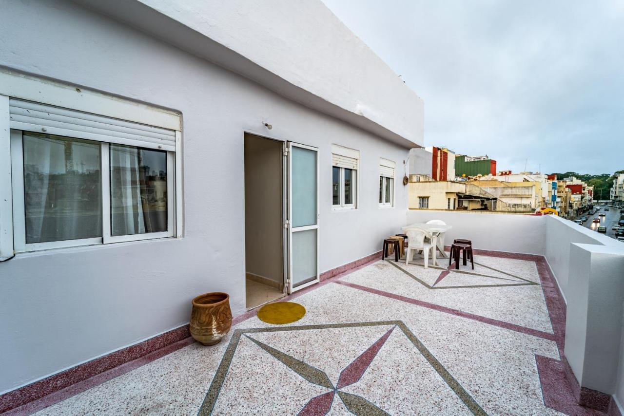 Апартаменты Amplio Apartamento En El Centro De Tanger Экстерьер фото